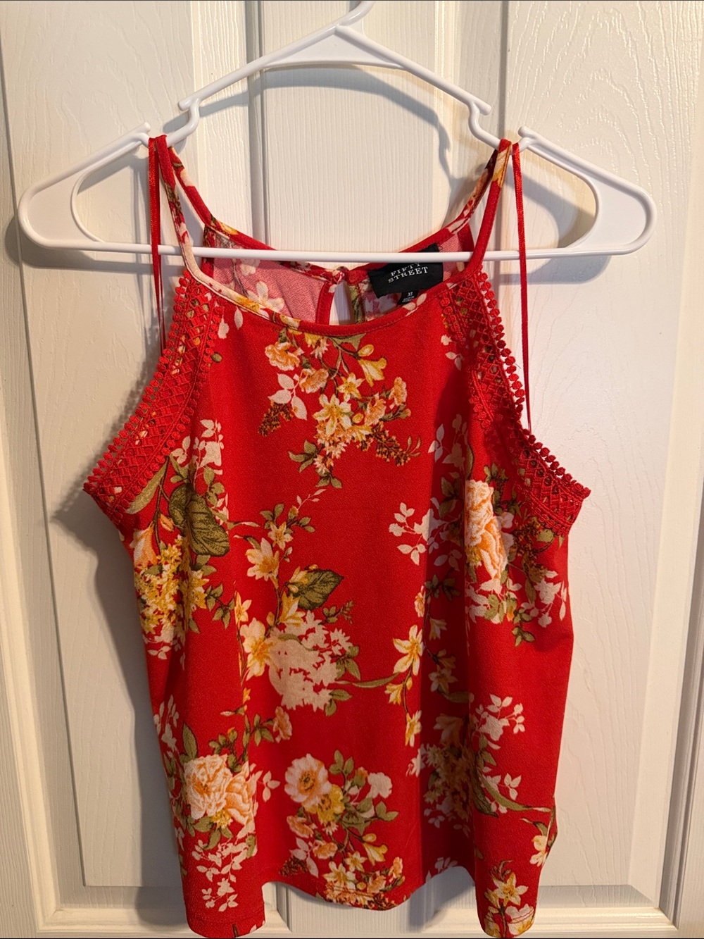 Rue21 Red Floral Crochet-Trim Camisole